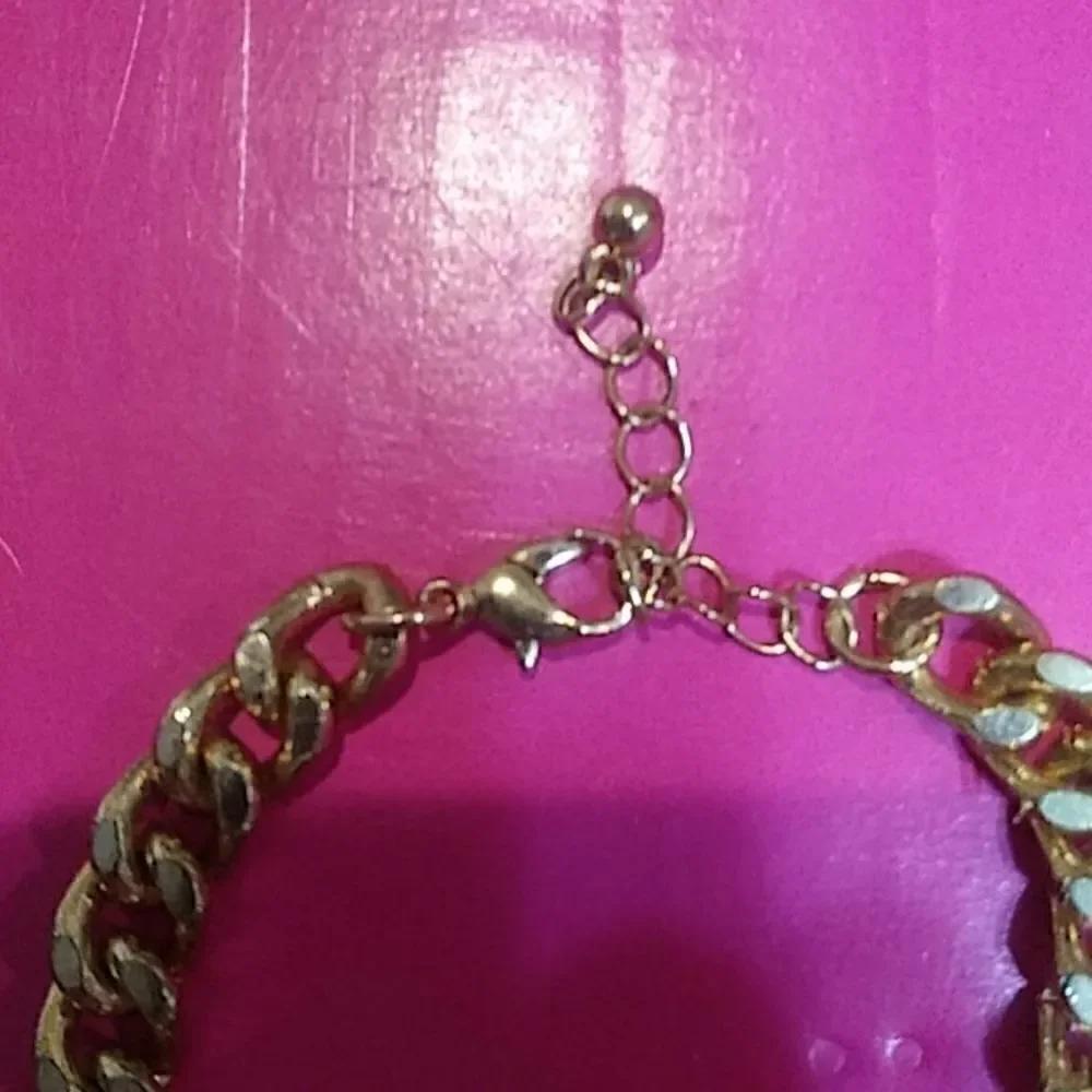 Bracelet